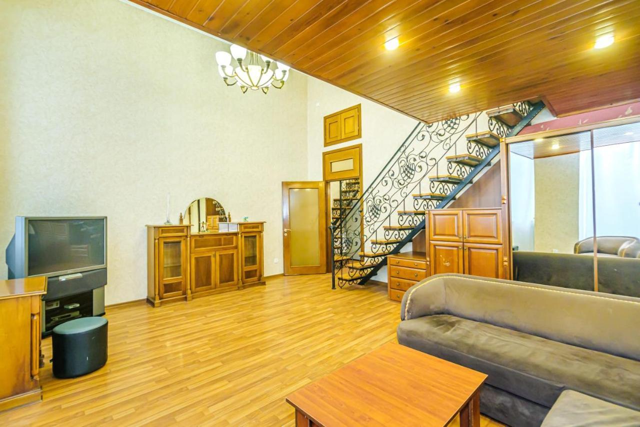Nizami Street 2 Room Luxe House Baku Exterior photo